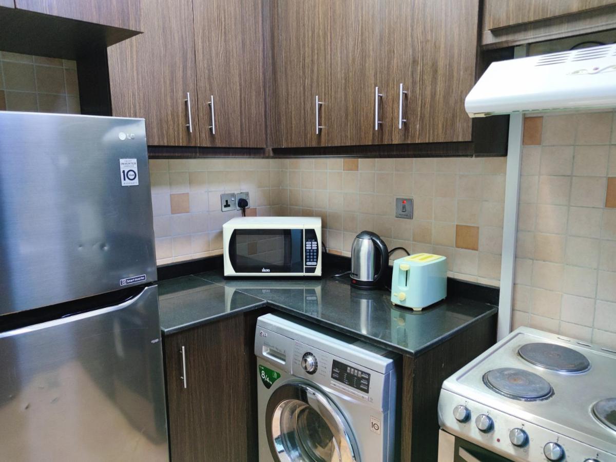 Abu Dhabi Cozy Mangrove View, Seaview 1 Bedroom 1 Partition Apartment Not Hotel Kültér fotó