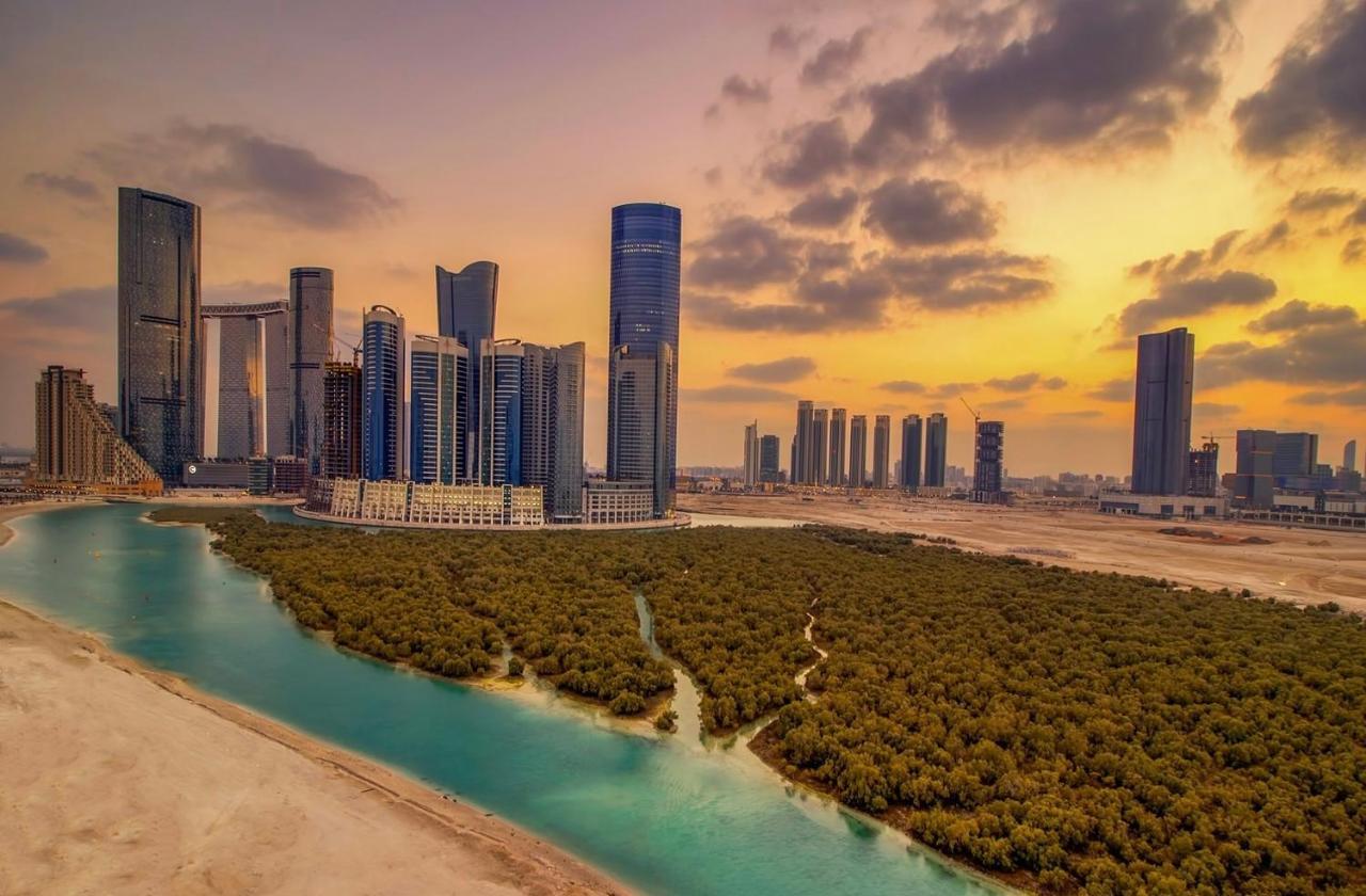 Abu Dhabi Cozy Mangrove View, Seaview 1 Bedroom 1 Partition Apartment Not Hotel Kültér fotó